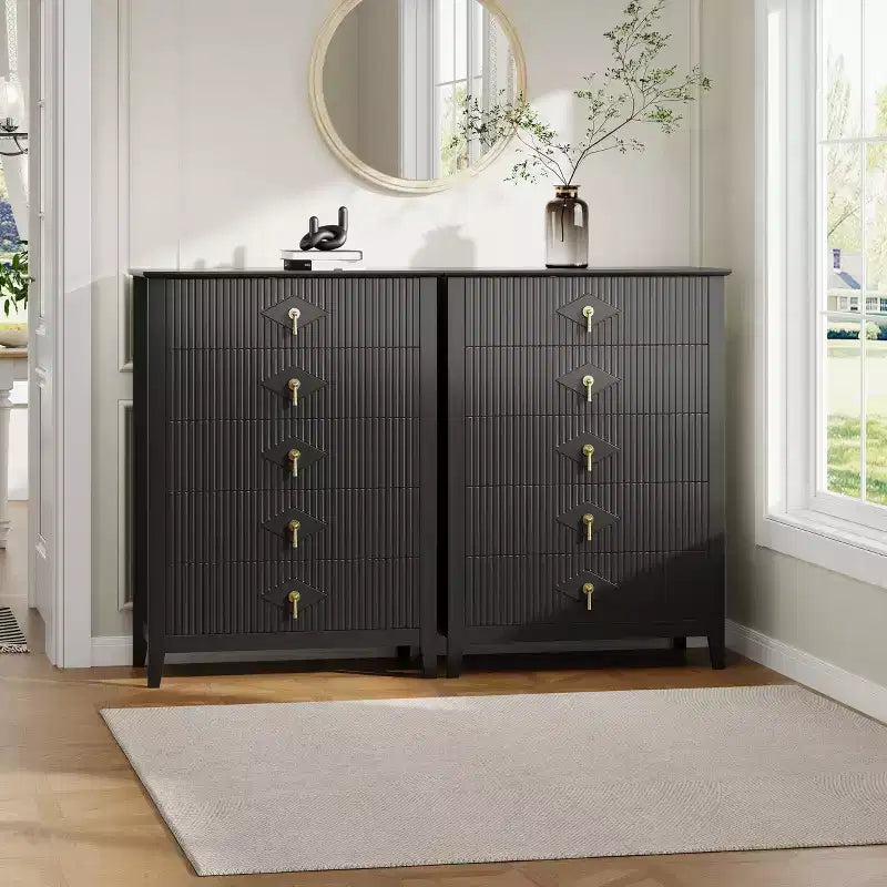 Commode Blanche Cannelée pour Chambre, Tour de Rangement Haute de 43 po avec 5 Tiroirs, Commode Moderne, Unité de Rangement pour Placard, Entrée